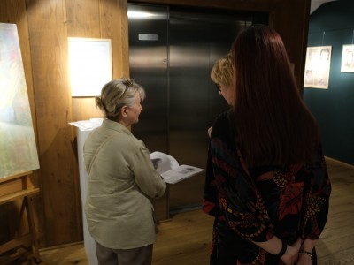 Wernisaż wystawy - Z WNĘTRZA - MIĘDZI CIAŁEM A DUCHEM - Iryny Syvak - 06.06.2025-DSCF5348.jpg