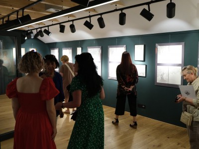 Wernisaż wystawy - Z WNĘTRZA - MIĘDZI CIAŁEM A DUCHEM - Iryny Syvak - 06.06.2025-DSCF5350.jpg